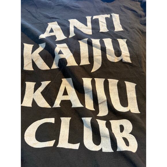 Godzilla Anti Kaiju Kaiju Club, Toho Co. Streetwear, Japanese Graphic Tee, XL - Picture 5 of 6